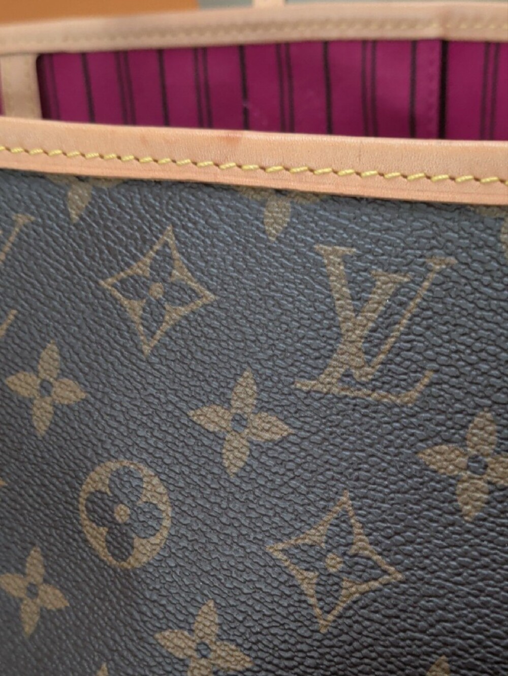 Louis Vuitton Monogram Canvas Tote with Pink Interior and Natural Leather Trim - Picture 11 of 12